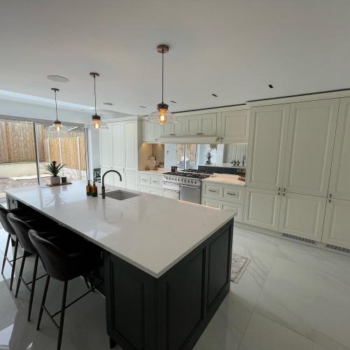 Dale Jones Kitchens: Kitchens