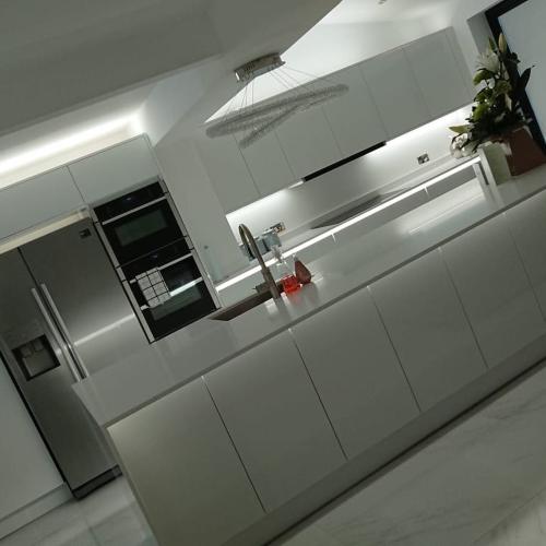 Dale Jones Kitchens: Kitchens