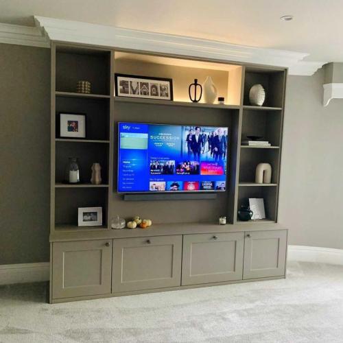 Dale Jones Kitchens: Media Units